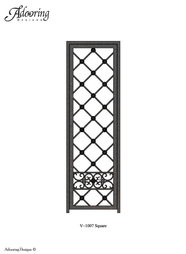 Single wine cellar gate with square top and intricate design