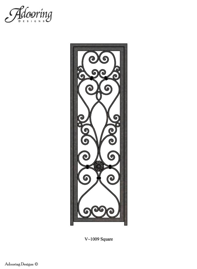 Single wine cellar gate with square top and intricate pattern