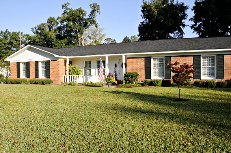 ranch style home